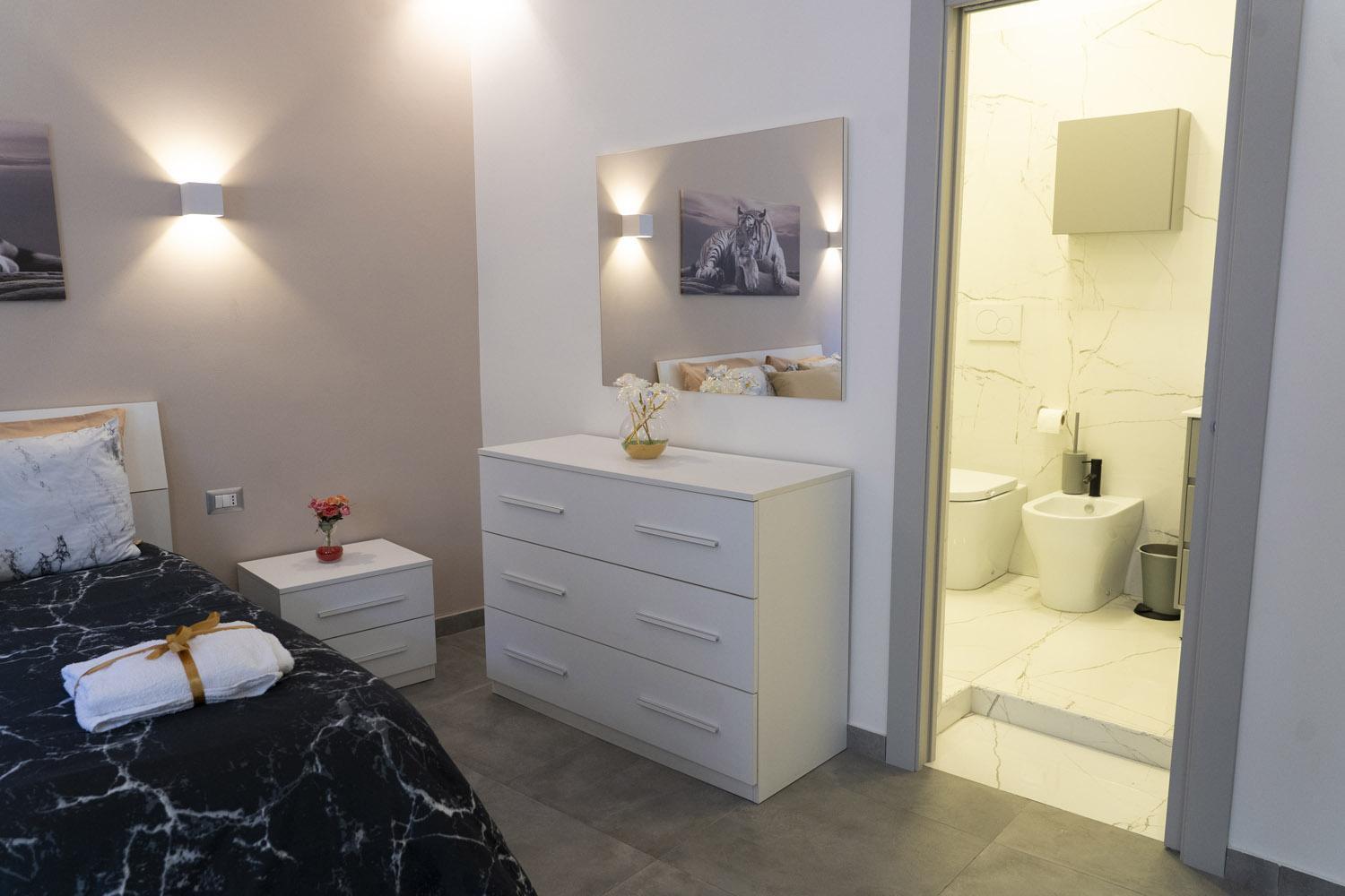 Leoscar Apartment In Catania Center Self Check-In Exteriér fotografie